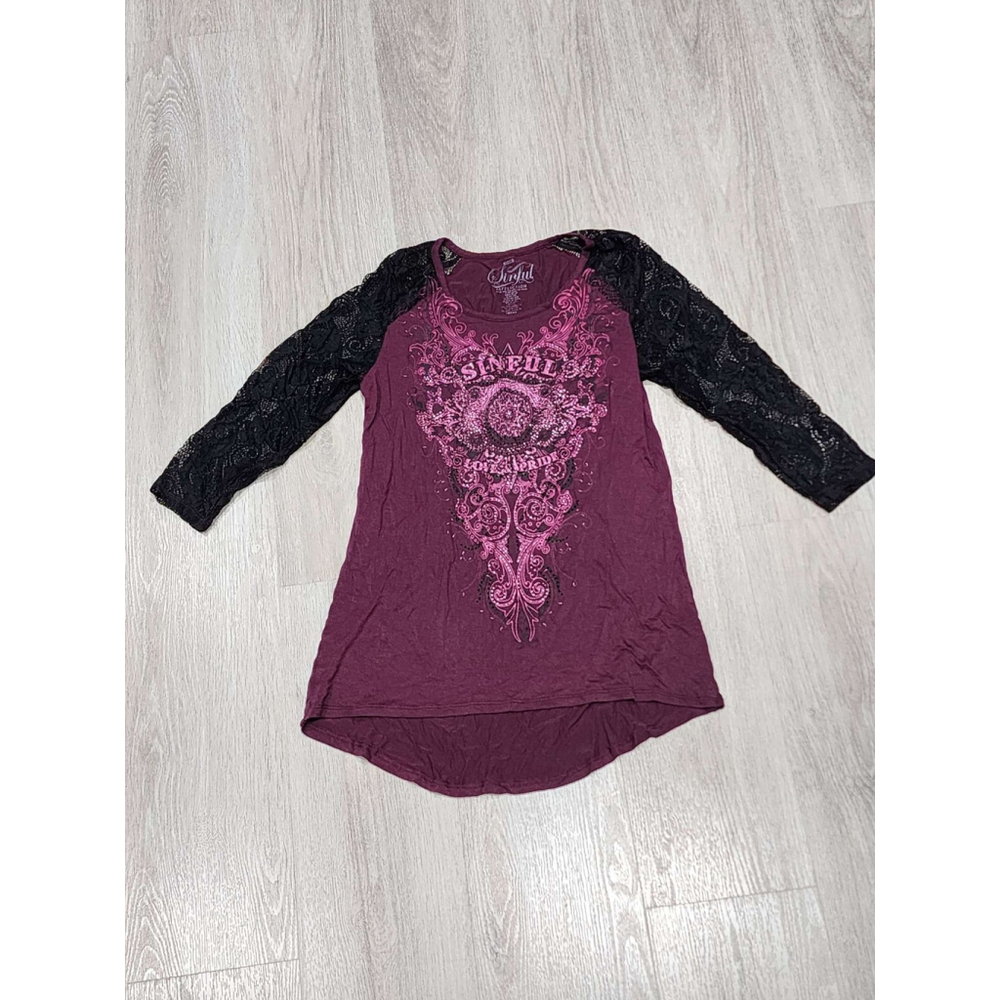 Sinful Affliction Burgundy Lace Sleeve Graphic T-Shirt Medium Women's Used